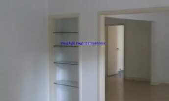 Imagem 5: Condomínio com portaria 24hrs e jardim. Excelente localização entre as Ruas Rio de Janeir