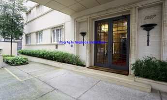 Imagem 2: Condomínio com portaria 24hrs e jardim. Excelente localização entre as Ruas Rio de Janeir