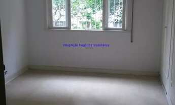 Imagem 7: Condomínio com portaria 24hrs e jardim. Excelente localização entre as Ruas Rio de Janeir