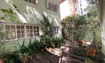 Imagem 2: Casa Sobrado 165m², 03 dormitórios (sendo 01 suíte) 02 banheiros e 02 vagas na garagem. E