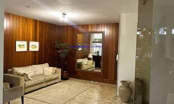 Imagem 7: Condomínio com portaria e segurança. Excelente localização á 6 minutos andando da estação