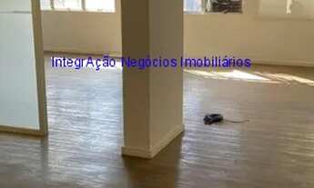 Imagem 7: Conjunto comercial 80m², 02 banheiros e 01 vaga de garagem. Condomínio com portaria, segu