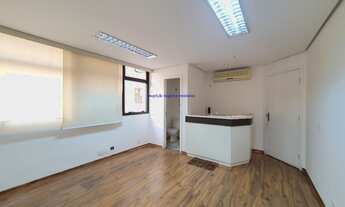 Imagem 3: Conjunto comercial 44m², 01 banheiro e 01 vaga de garagem. Condomínio com portaria, segu