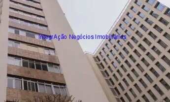 Imagem 7: Apartamento 180m², 02 dormitórios (sendo suítes), 03 banheiros e 01 banheiro. Condomínio