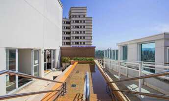 Imagem 1: Condomínio com portaria 24hrs, piscina, sauna, academia, lavanderia coletiva e espaço gour