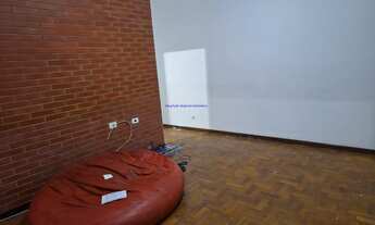 Imagem 2: Apartamento 90m², 02 dormitórios e 01 banheiro. Condomínio com segurança e portaria. Exc