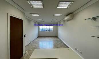Imagem 4: Conjunto comercial 250m², 09 salas, 02 banheiros e 02 vagas de garagem. Condomínio com re