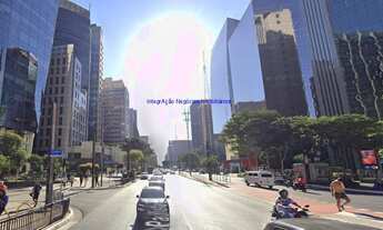 Imagem 2: Loja 428m², 02 banheiros e 08 vagas na garagem. Excelente localização á 8 minutos para a