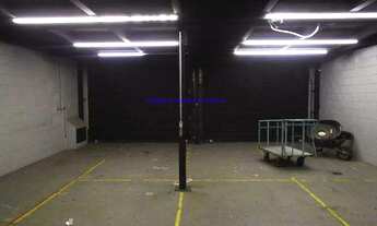 Imagem 6: Galpão 1.000m² e 09 banheiros. Excelente localização entre as Alamedas Barão de Limeira