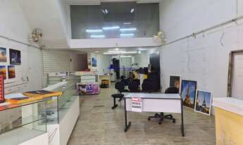 Imagem 4: Prédio 659m² e 06 banheiros. Excelente localização á 1 minuto andando para a estação do m