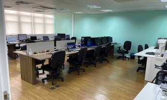 Imagem 7: Conjunto comercial 400m², 01 copa e 04 banheiros. Condomínio com portaria, segurança e re