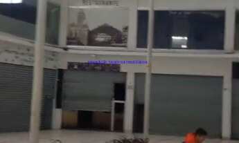 Imagem 7: Prédio 1.560m², 07 andares, com apartamentos 70, 90 e 100 m2, 04 lojas Térreas e 20 banh