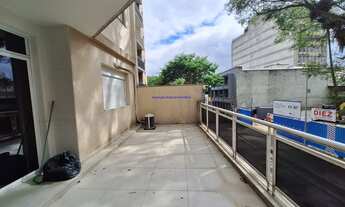 Imagem 2: Apartamento 70m², 01 dormitório, 02 banheiros, 01 área de serviço e quintal. Excelente l
