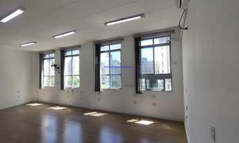 Imagem 2: Sala comercial 50,55m², 01 sala e 01 banheiro. Condomínio com recepção. Excelente loca