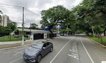 Imagem 4: Casa 250m², 04 salas, 01 copa, 05 banheiros e 05 vagas de garagem. Excelente localização