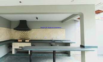 Imagem 5: Casa comercial com 600 m², 18 cômodos, 6 banheiros e 6 vagas. Anteriormente utilizada como