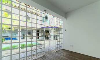 Imagem 7: Casa comercial com 600 m², 18 cômodos, 6 banheiros e 6 vagas. Anteriormente utilizada como