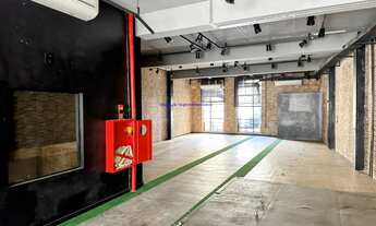 Imagem 3: Conjunto comercial 170m² e 02 banheiros. Condomínio com portaria e segurança. Excelente