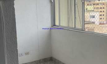 Imagem 2: Apartamento 108m², 02 dormitórios e 02 banheiros. Condomínio com portaria e segurança. E
