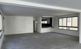 Imagem 4: Apartamento 187m², 03 dormitórios (sendo suítes), 04 banheiros e 03 banheiros. Condomínio