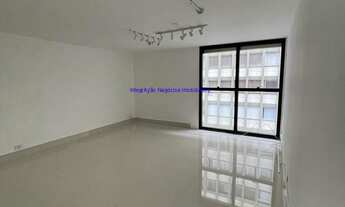 Imagem 2: Apartamento 75m², 03 dormitórios e 01 banheiro. Condomínio com portaria, segurança, pisc