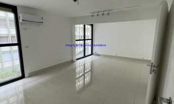 Imagem 3: Apartamento 75m², 03 dormitórios e 01 banheiro. Condomínio com portaria, segurança, pisc