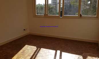 Imagem 2: Apartamento 70m², 02 dormitórios (sendo 01 suíte) e 02 banheiros. Condomínio com portaria