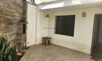 Imagem 6: Casa 190m², 03 dormitórios (sendo 01 suíte), 04 banheiros e 02 vagas de garagem. Excelent