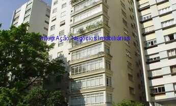 Imagem 1: Apartamento 400m², 04 dormitórios (sendo 01 suíte), 04 banheiros e 02 vagas de garagem. C