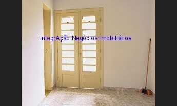 Imagem 3: Condomínio com portaria e segurança. Excelente localização, na Avenida da Liberdade, no m