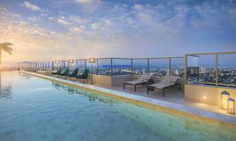 Imagem 2: Apartamento 131m², 03 dormitórios (sendo suítes), 04 banheiros e 02 vagas na garagem; (Fot