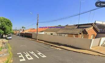 Imagem 5: Casa 360m², 03 dormitórios, 03 banheiros, piscina e edícula. Excelente localização, entre