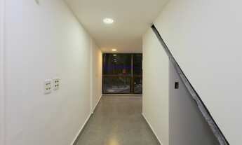 Imagem 7: Loja 125m² e 01 banheiro. Excelente localização, á 2 minutos andando para a estação do me