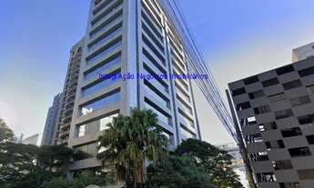 Imagem: Prédio 5.135m², 10 banheiros e 66 vagas