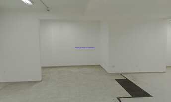 Imagem 4: Conjunto Comercial 63m², 01 banheiro e 01 vaga de garagem. Condomínio com recepção e segu