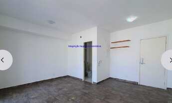 Imagem 5: Condomínio com portaria, segurança, piscina, academia, salão de festas e playground. Exce