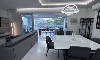 Imagem 2: Apartamento 145m², 03 dormitórios (sendo suítes), 04 banheiros e 04 vagas de garagem. Con