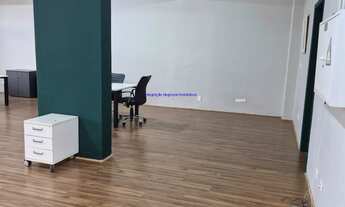 Imagem 3: Condomínio com segurança e portaria. Excelente localização, à 2 minutos andando para a Es