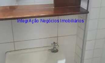 Imagem 4: Condomínio com elevadores, segurança e portaria. Excelente localização à 9 minutos caminh