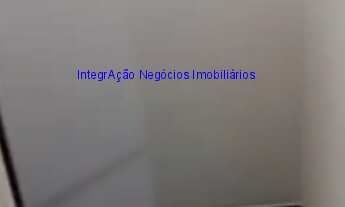 Imagem 3: Condomínio com recepção e portaria. Excelente localização á 3 minutos andando para a es