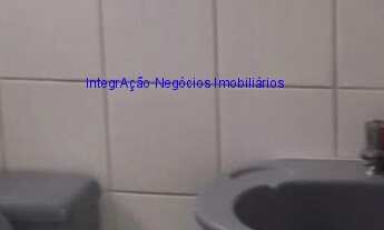 Imagem 7: Condomínio com recepção e segurança. Excelente localização á 10 minutos andando para a es