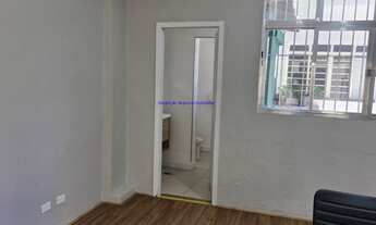 Imagem 6: Condomínio com segurança e portaria. Excelente localização, à 2 minutos andando para a Es