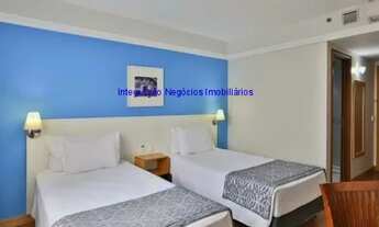 Imagem 6: Condomínio Slaviero Essential Downtown com portaria, recepção e segurança, piscina e acade