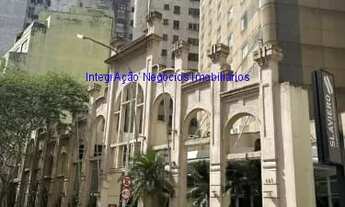 Imagem 3: Condomínio Slaviero Essential Downtown com portaria, recepção e segurança, piscina e acade