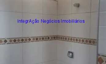 Imagem 7: Condomínio com elevadores, segurança e portaria. Excelente localização à 9 minutos caminh