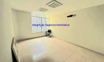 Imagem 6: Condomínio com recepção e segurança. Excelente localização á 35 segundos andando para a e