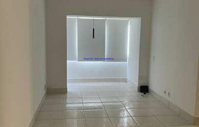 Imagem 4: Condomínio com portaria, piscina, academia e churrasqueira. Excelente localização entre