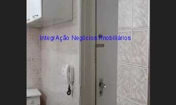 Imagem 6: Condomínio com segurança e portaria 24h, Jardim e Salão de Festa. Excelente Localização à