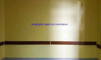 Imagem 3: Sobrado 148m², 6 salas, 2 banheiros, cozinha, área de serviço, quintal. Excelente localiz