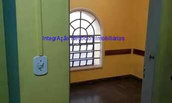 Imagem 6: Sobrado 148m², 6 salas, 2 banheiros, cozinha, área de serviço, quintal. Excelente localiz